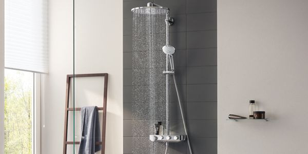 GROHE nástenné sprchové systémy s termostatickým ovládaním